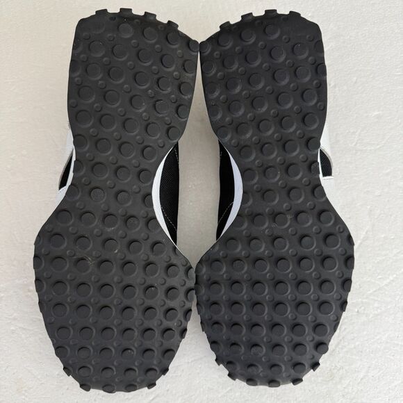 Size 15 - New Balance 327 Black Low-Cut Men's Sneakers MS327CBW - Picture 7 of 9